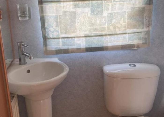 3 Bedroom Family van , Linen inc Pets go Free
