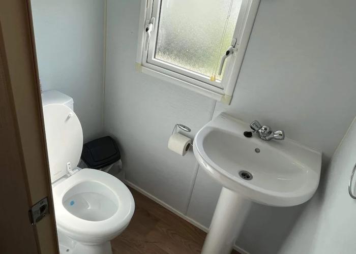 Budget 3 Bedroom Caravan With Decking at Heacham