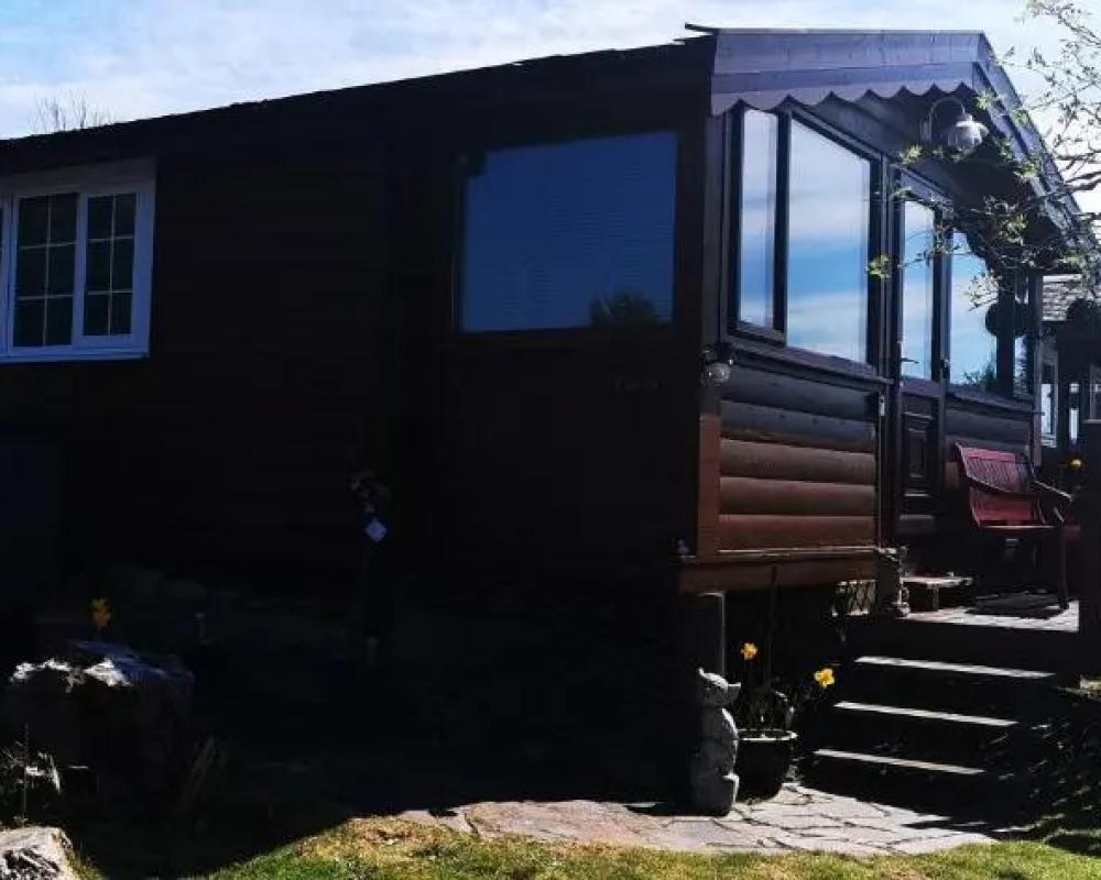 Snowdonia National Park Log Cabin With Garden