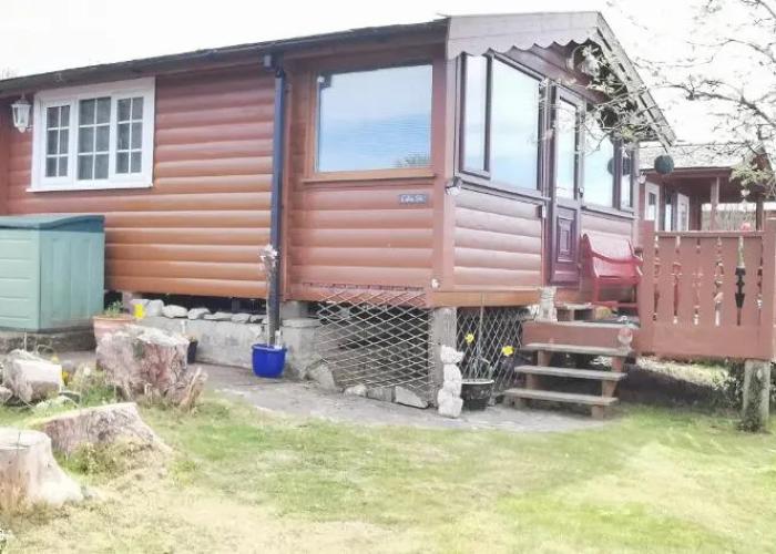 Snowdonia National Park Log Cabin With Garden