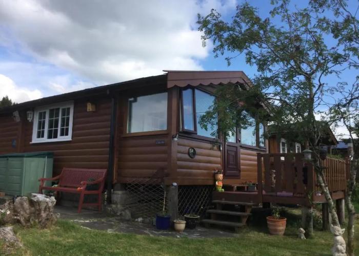 Snowdonia National Park Log Cabin With Garden