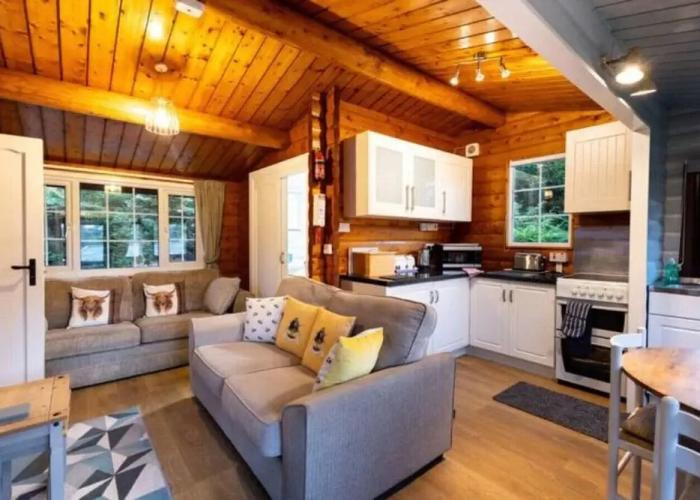 Mountain View 2 bed Log Cabin