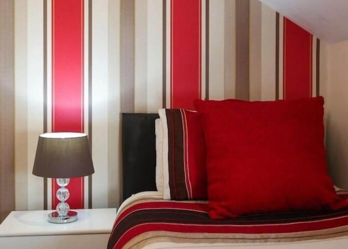 The Riviera Guest House