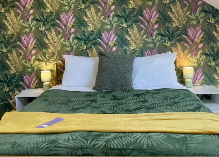 LilyRose Hotel