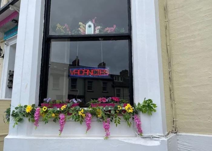 LilyRose Hotel