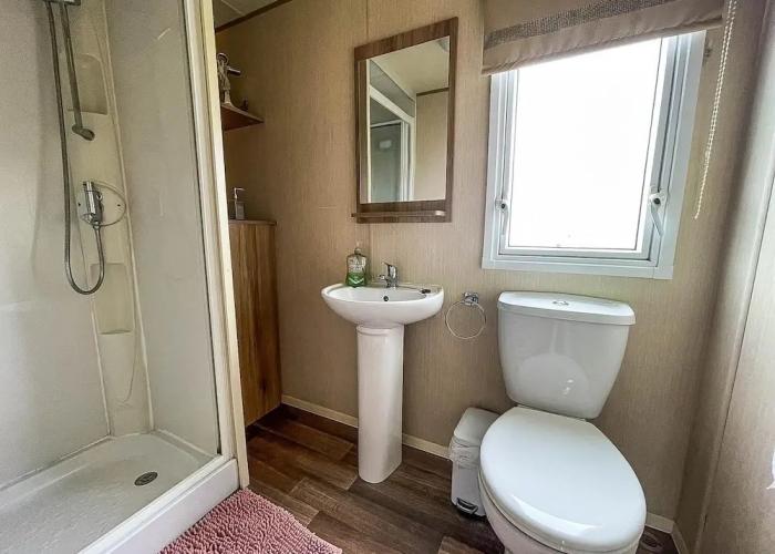 Cottages_and_Houses Caravansleeps8-hottub-fireplace-garden-patio