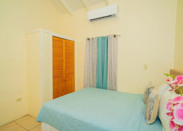Connie's Comfort Suites