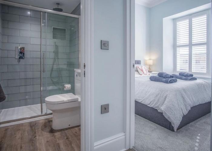 No. 6 Croft House - 1 Bedroom Apartment - Tenby