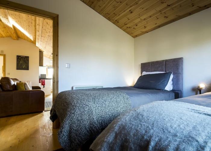 Laurel Lodge - Log Cabin - St Florence
