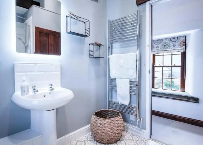 Tregoyr - 3 Bedroom Holiday Home - St. Florence