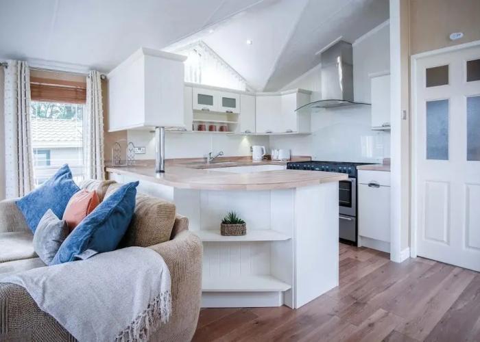 3 Manor Lodge - 2 Bedroom Lodge - Pendine