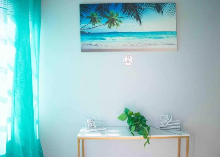 Apt 2 Stylish 2 bed Cosy and Comfortable