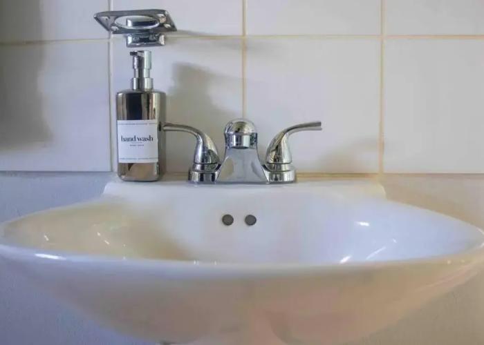 Apt 2 Stylish 2 bed Cosy and Comfortable