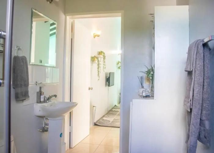 Apt 2 Stylish 2 bed Cosy and Comfortable