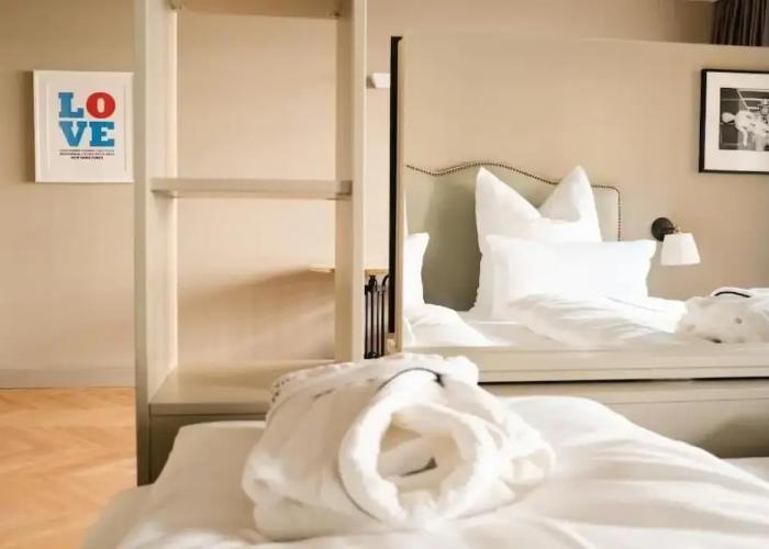 Mimosa Hotel