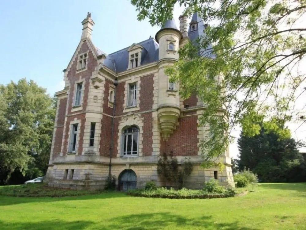 Chateau de Hieville