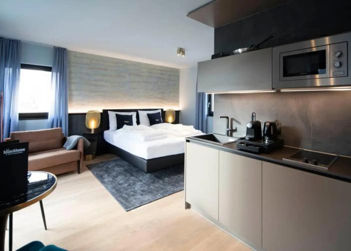 Blackhome Innsbruck City East