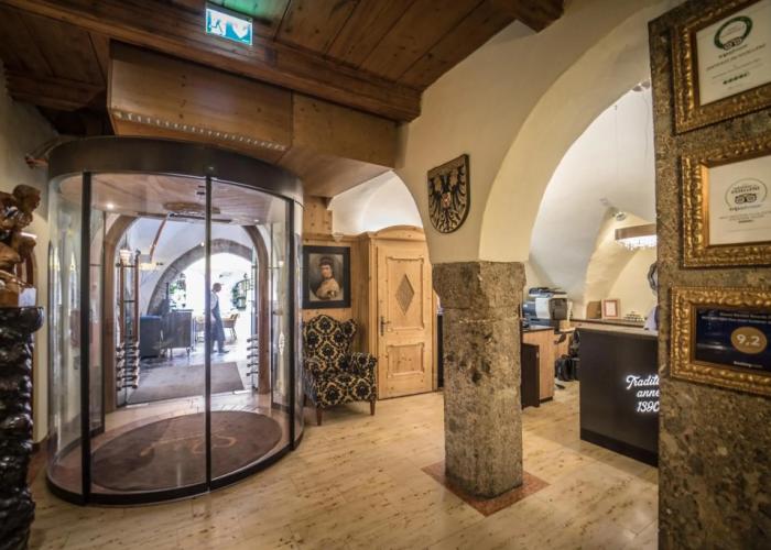 Hotel Goldener Adler, BW Signature Collection