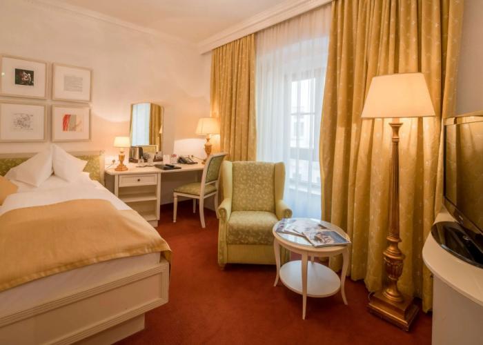 Hotel Goldener Adler, BW Signature Collection
