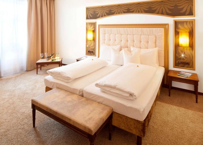 Hotel Goldener Adler, BW Signature Collection