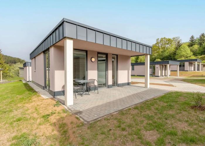 Nice Bungalow in Hallschlag Near the Lakebeach