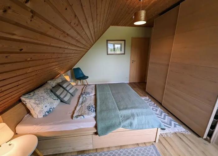 Spacious Flat in Wilhelmshof near Lake