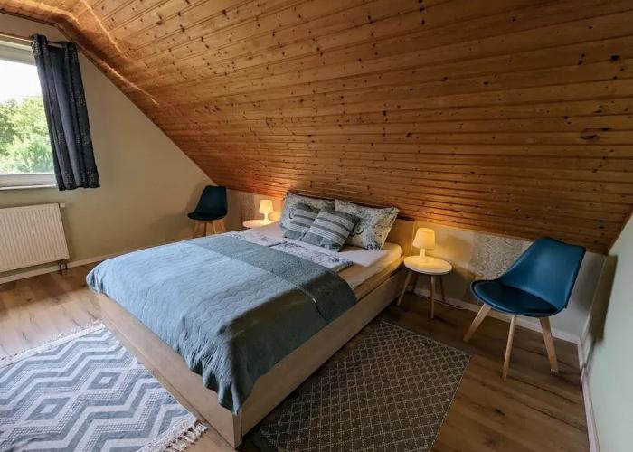 Spacious Flat in Wilhelmshof near Lake
