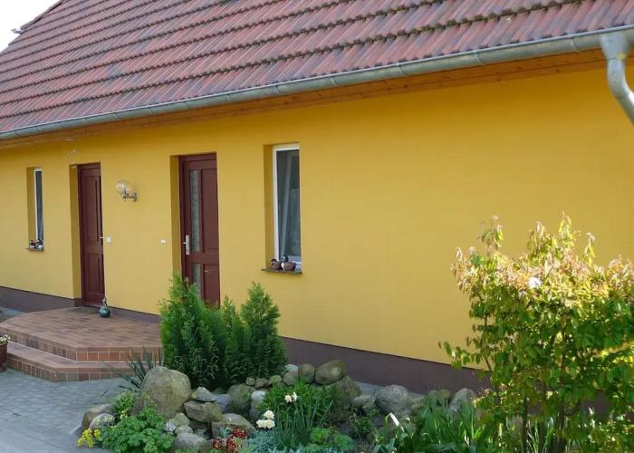 Spacious Appartment in Wilhelmshof Near Lake
