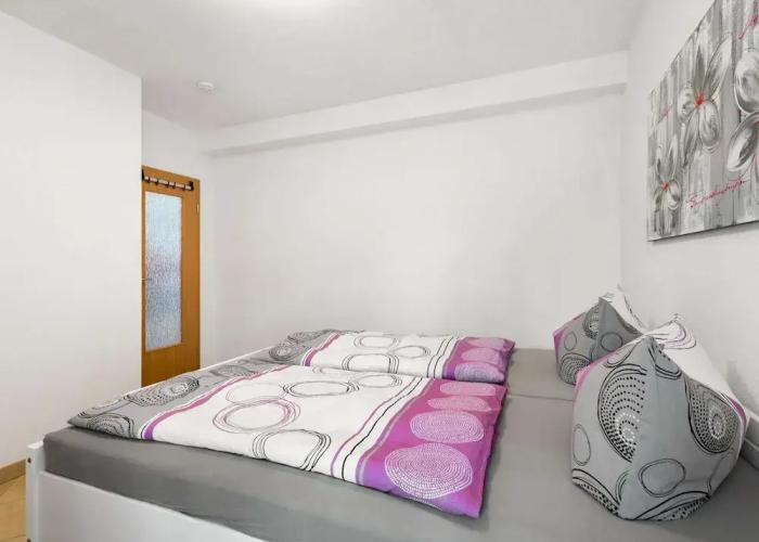 Modern Apartment in Sebnitz With a Terrace in Sebnitz