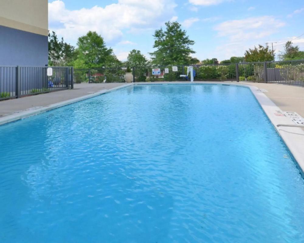 фото Fairfield Inn & Suites by Marriott Winston-Salem Hanes Mall