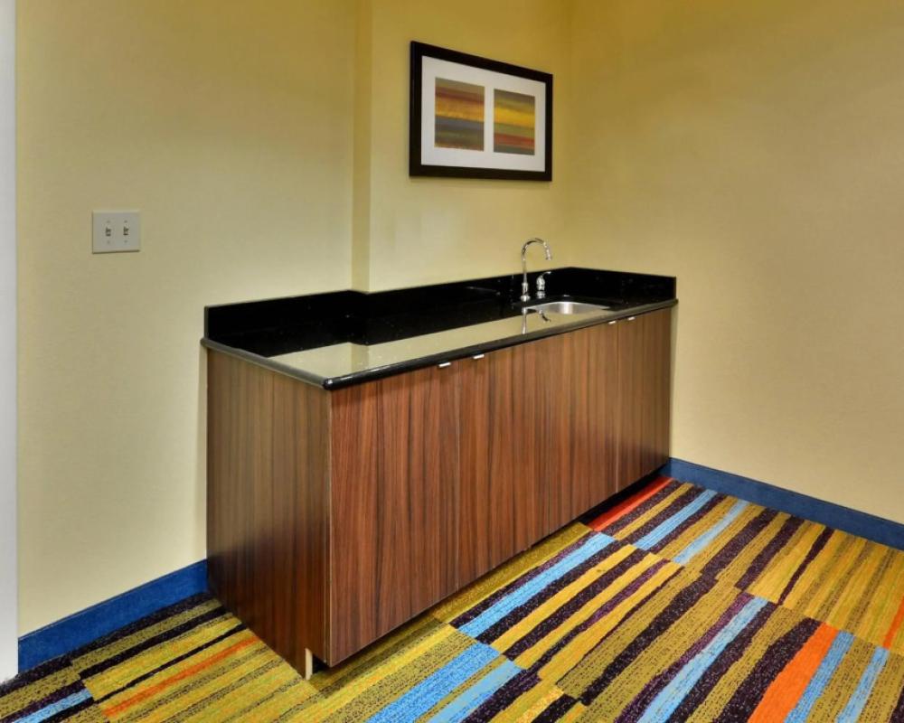 фото Fairfield Inn & Suites by Marriott Winston-Salem Hanes Mall