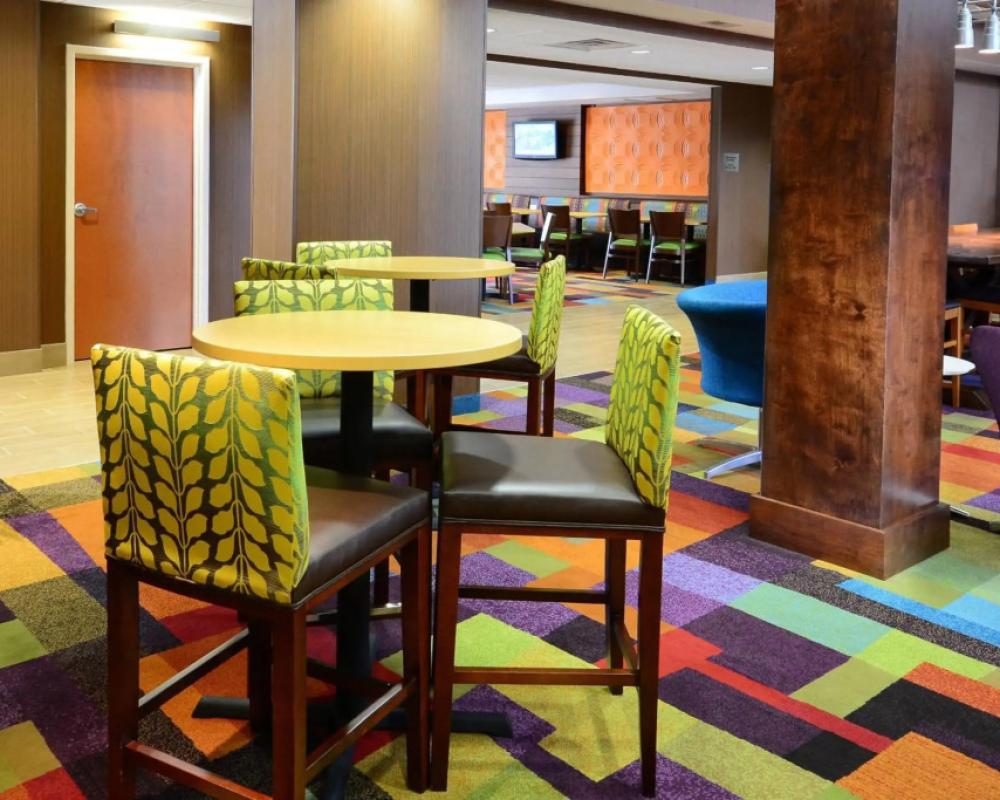 фото Fairfield Inn & Suites by Marriott Winston-Salem Hanes Mall