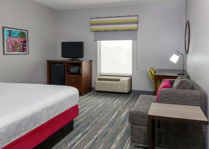 Hampton Inn & Suites Winston-Salem/University Area, NC