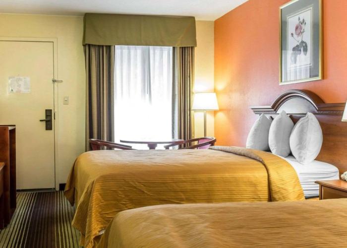 Quality Inn University