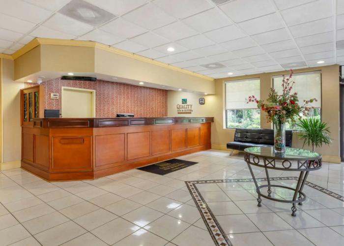 Quality Inn & Suites Hanes Mall