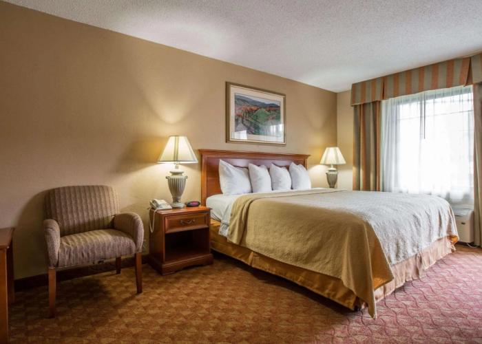 Quality Inn & Suites Hanes Mall