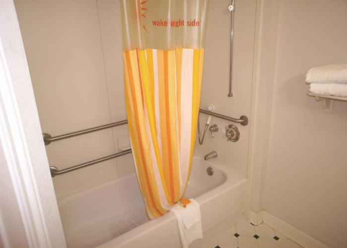 La Quinta Inn & Suites by Wyndham Winston-Salem