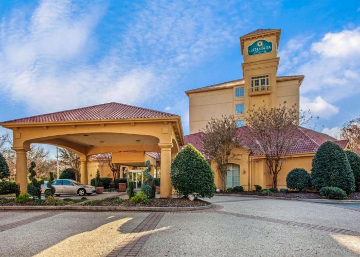 La Quinta Inn & Suites by Wyndham Winston-Salem