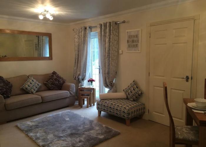 Woodgrove Apartment