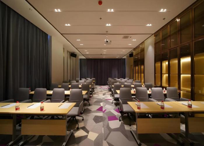 Lavande Hotel (Anshan City Center)