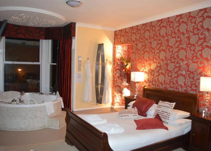 Beaufort Hotel