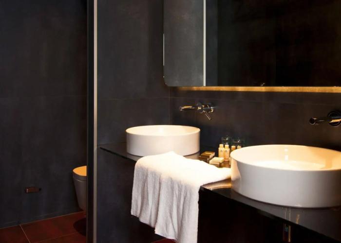 Essence Hotel