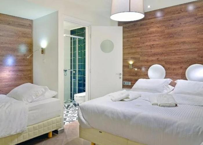 Hotel Z Hotel