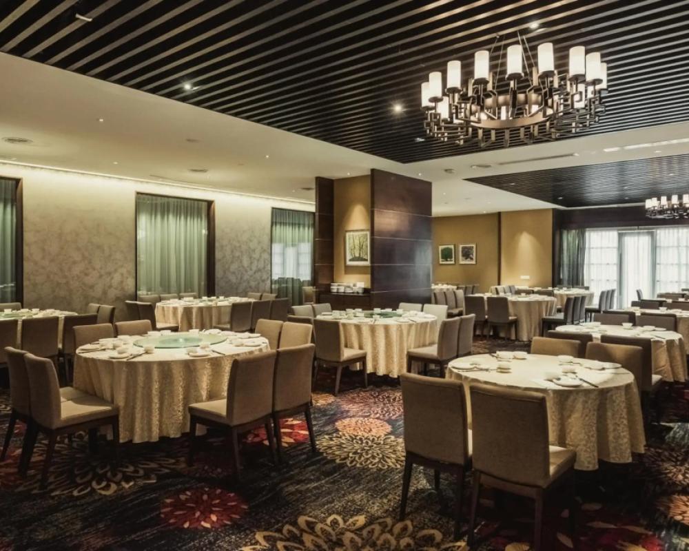фото WEIL Hotel