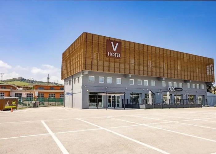Hotel V Hotel