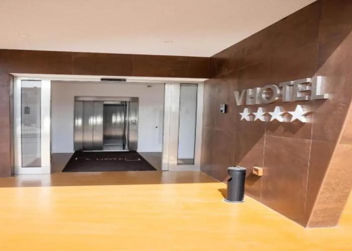 Hotel V Hotel