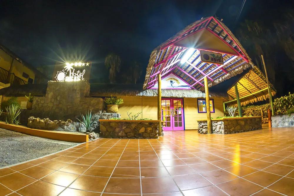 фото Hotel Oasis