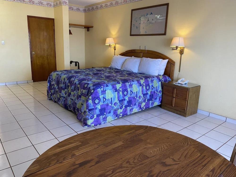 фото Hotel Oasis