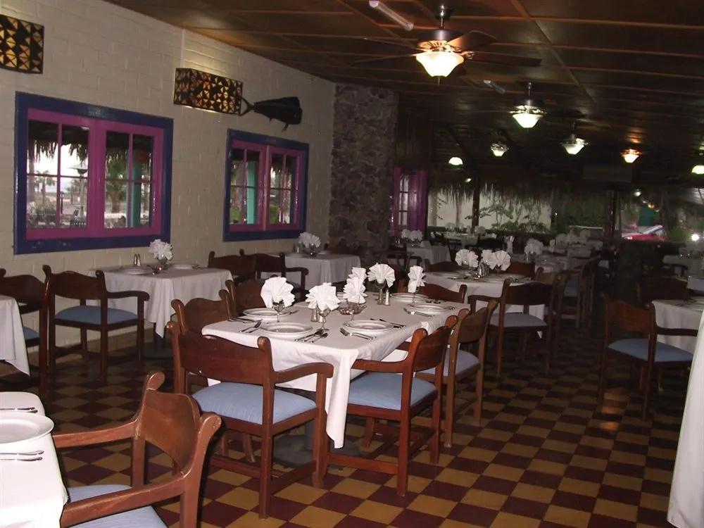 фото Hotel Oasis