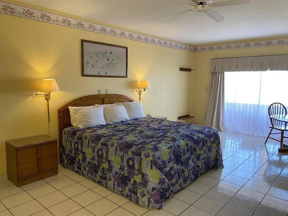 фото Hotel Oasis